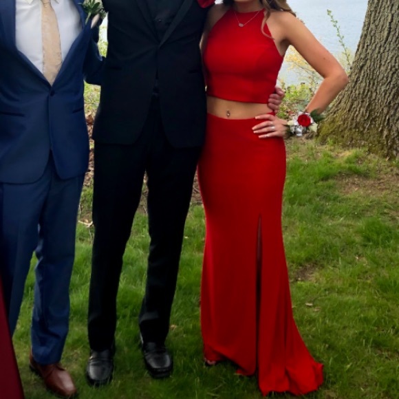 Sherri Hill Red Prom Dress - Picture 3 of 4